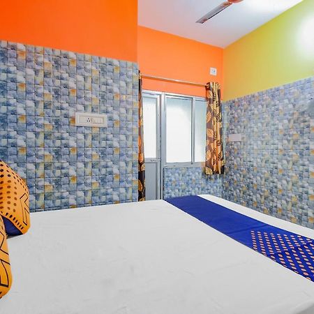 Spot On 74542 Aarav Hotel Jadabpur Bagian luar foto