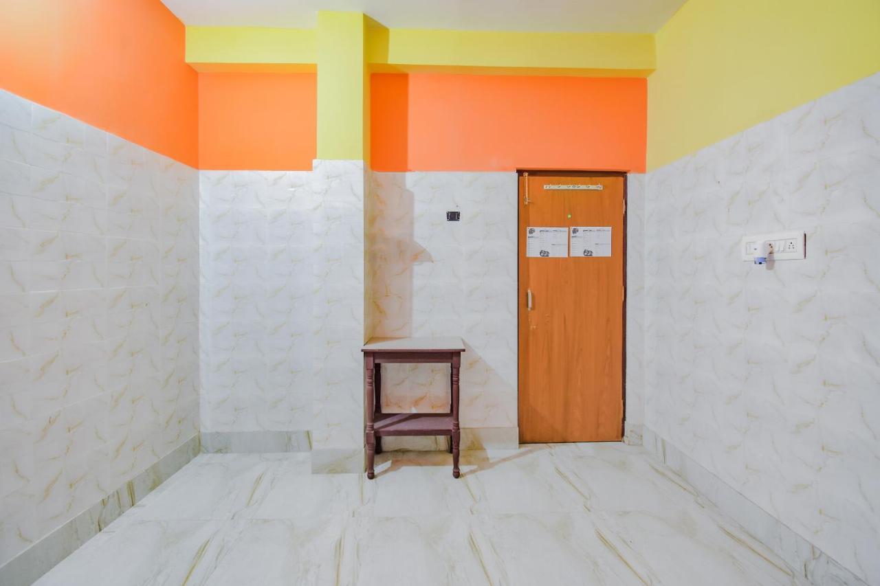 Spot On 74542 Aarav Hotel Jadabpur Bagian luar foto